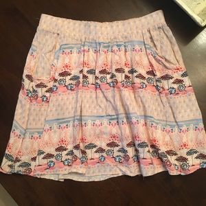 🐝 Lauren Conrad beachy print skirt with pockets